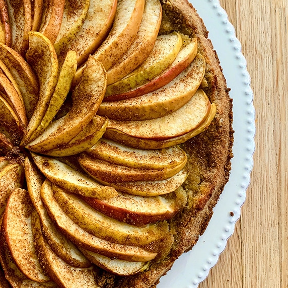 Tarte aux pommes à la purée et lait d'amande by YoodbyOrnella