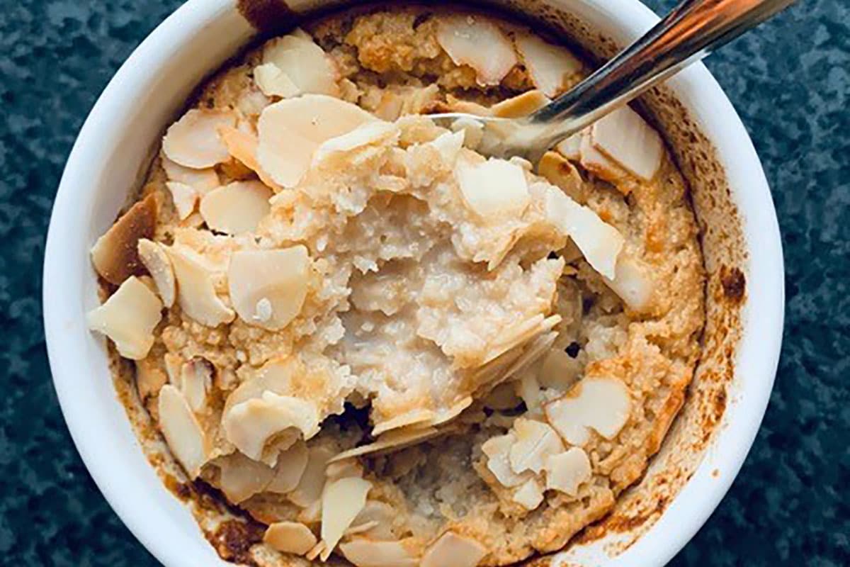 Porridge au four façon frangipane à la purée amande blanche by Alimentation Epanouie