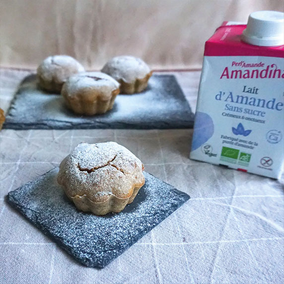 Cake pistache fourrés pêche-mange à l'Amandina Sans Sucres by Loulou Cuisine Healthy