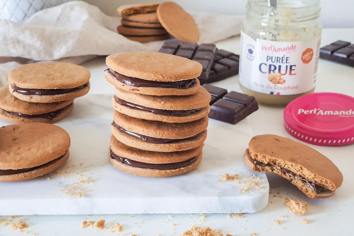 Biscuits aux noix fourrés à la pâte à tartiner @Vie sans gluten