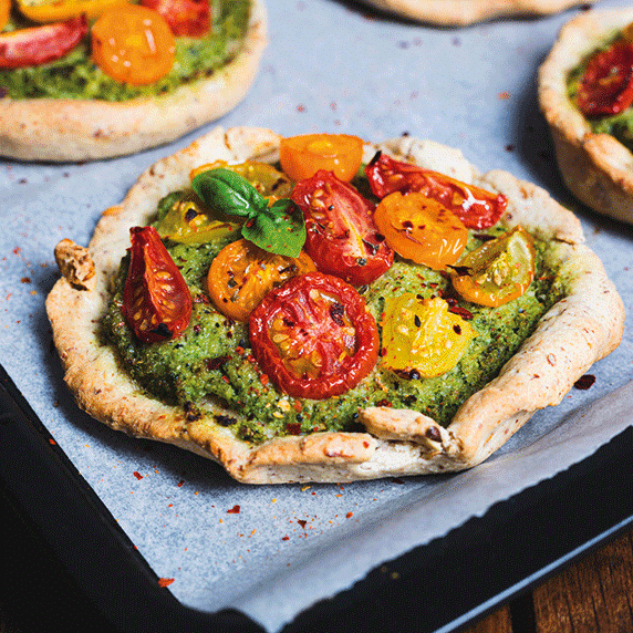 Tarte rustique à la tomate et purée amande blanche toastée by BeautyFood Cooking