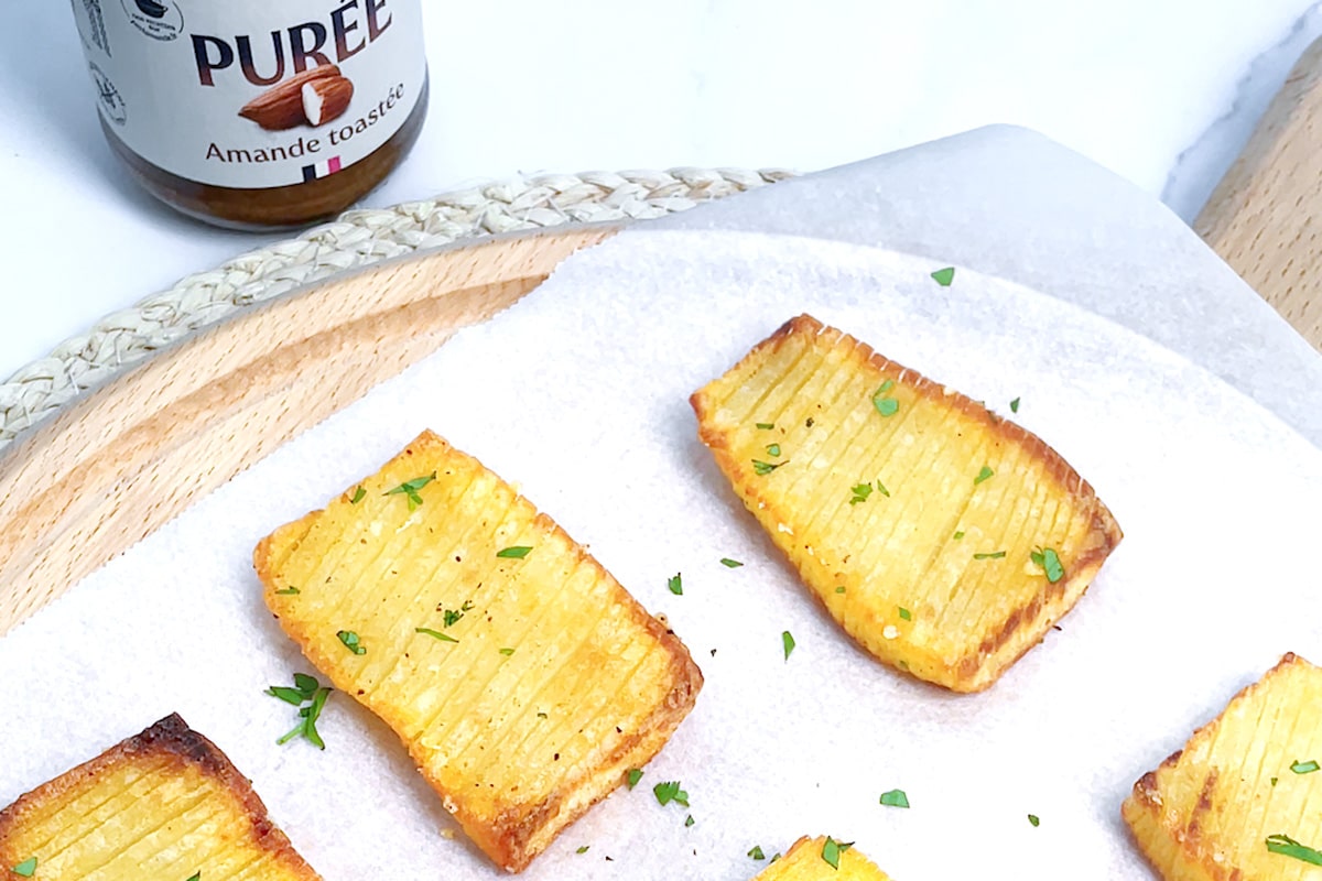 Pommes de terre accordéon / purée amandes toastées